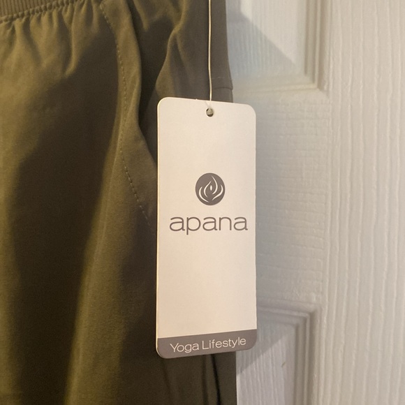 Apana Yoga Pant - Picture 2 of 10